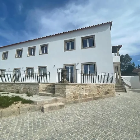 Quinta Da Mouracha Alojamento de Turismo Rural Aguas (Castelo Branco)